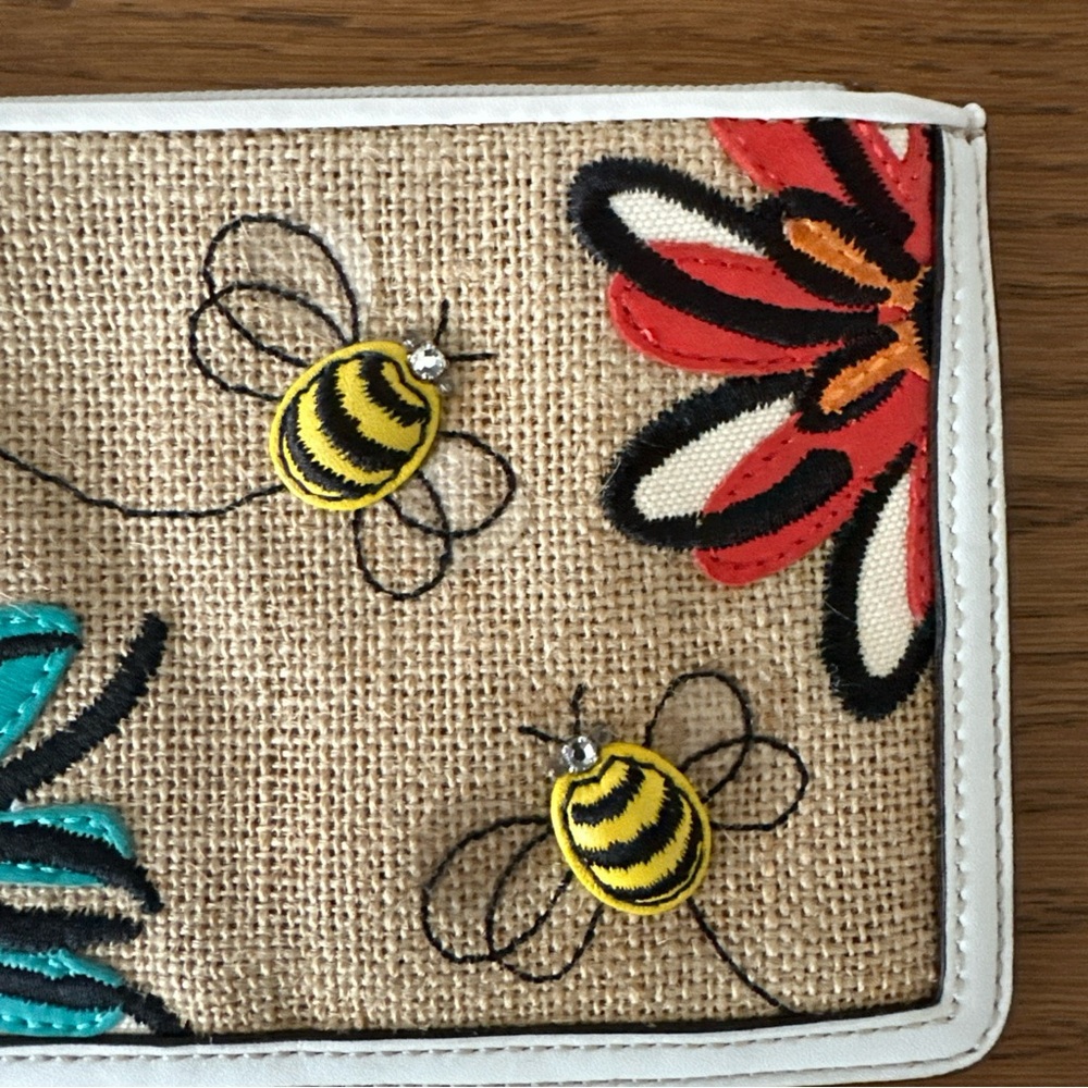 Coach Wristlet Pouch Floral Bumble Bee Crystals Burlap Leather Trim Zip Purse - Picture 3 of 15